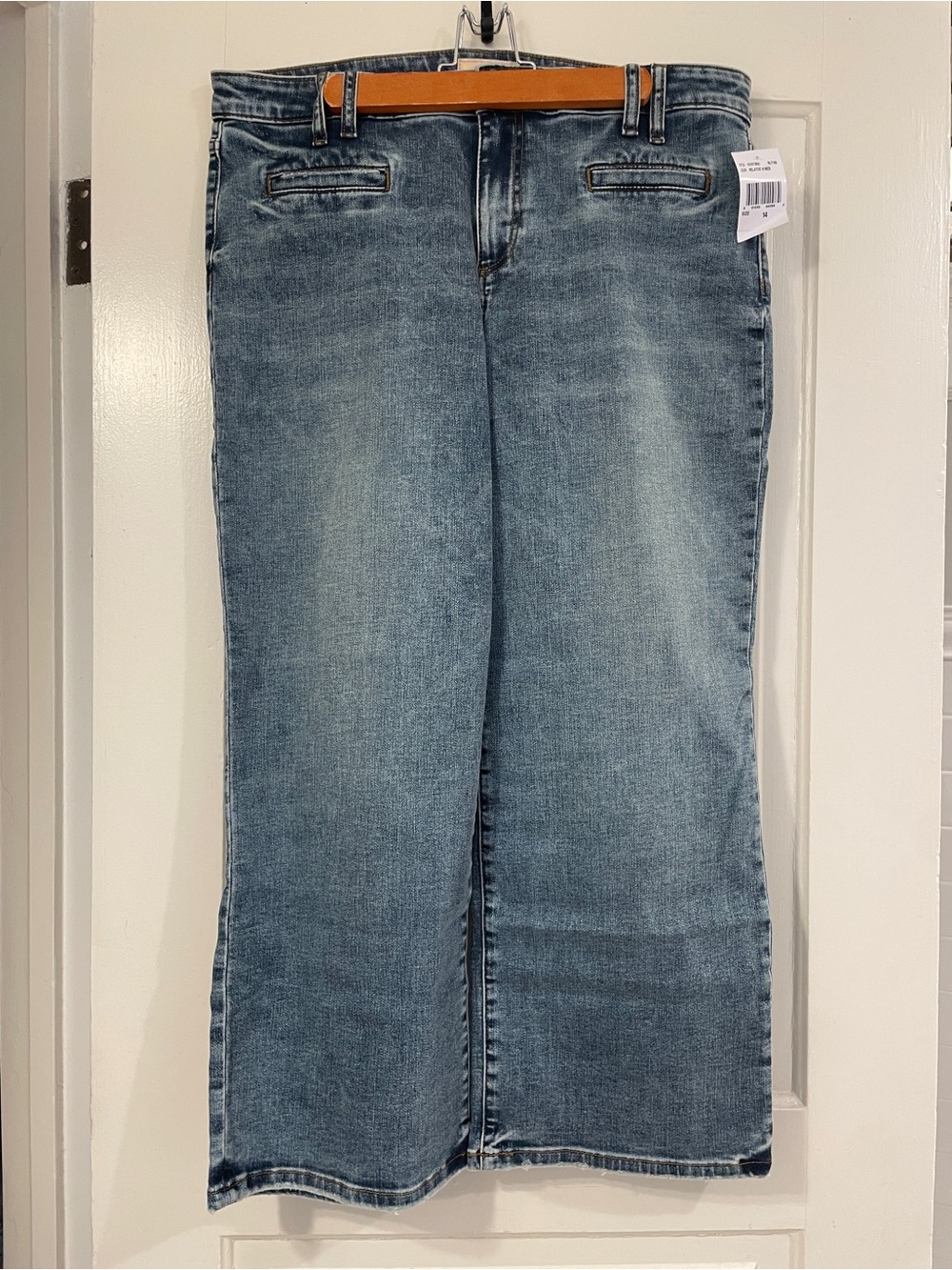 Kut from the Kloth Charlotte Wide-Leg Jeans in Faded Blue